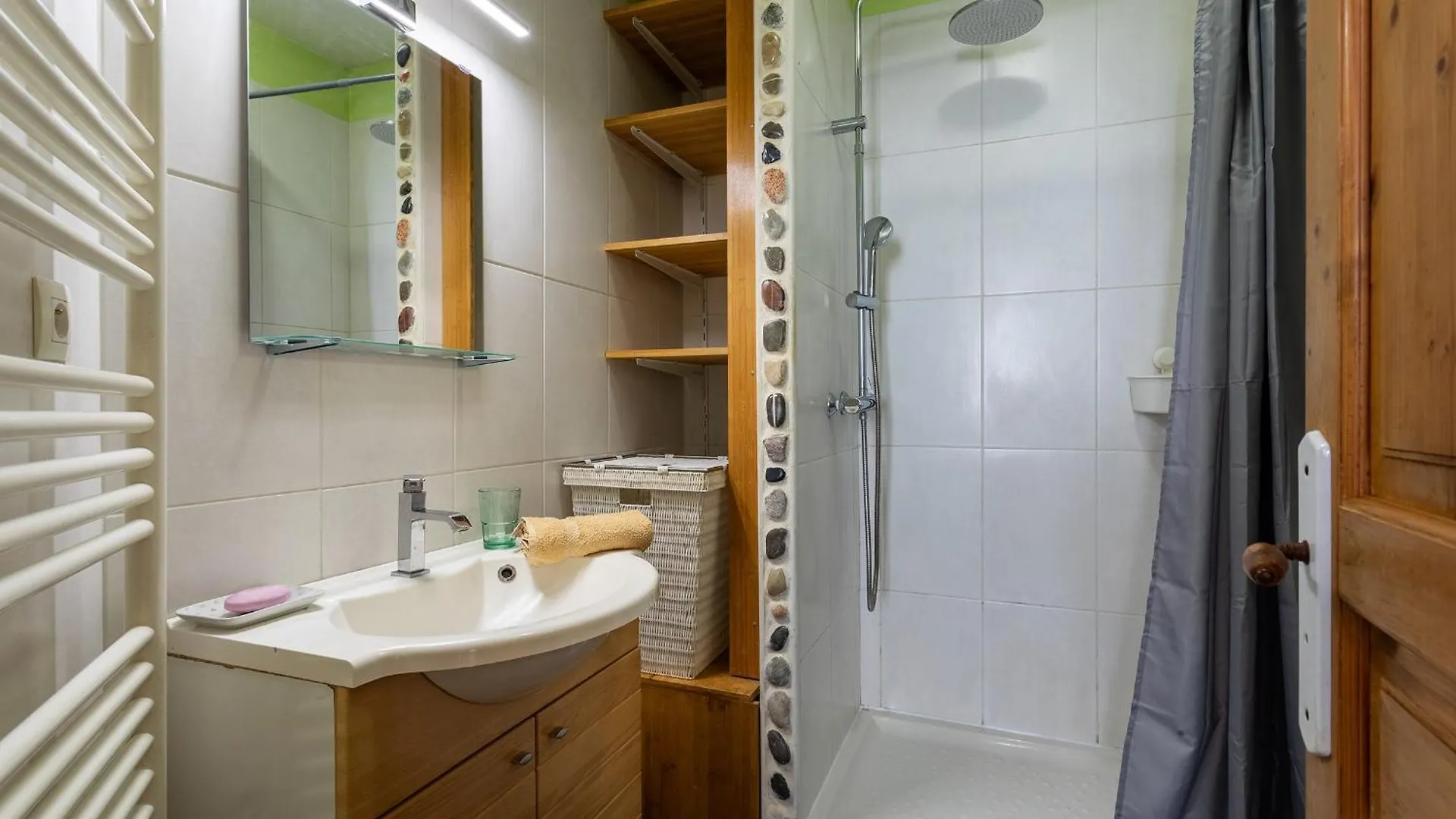 Vue Rossetti Ap4465 By Riviera Holiday Homes Nizza 0*,